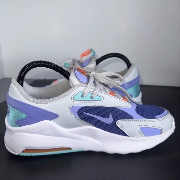 Nike Air Max Bolt Women’s Sneaker Dk Purple Dust/Light Thistle Size: 6Y - Picture 5 of 10